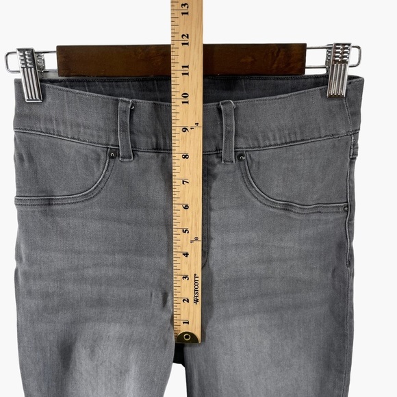 SPANX Distressed Denim Leggings in Vintage Grey‎ - Picture 6 of 8